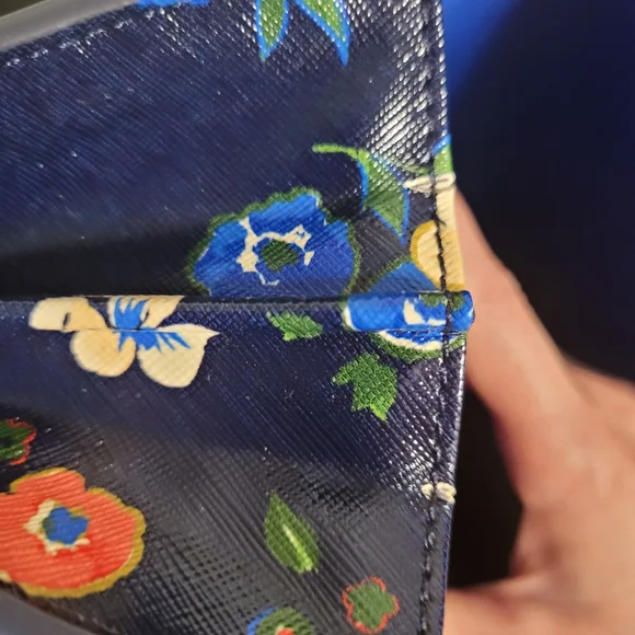 Tory Burch Parker Floral Printed   Crossbody - Picture 14 of 16